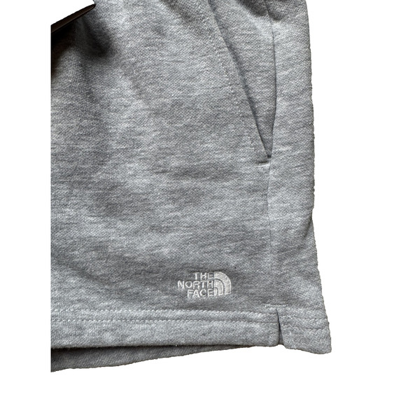 North Face Half Dome Shorts Womens XS Gray Light Heather Athletic Lounge New - Picture 4 of 7